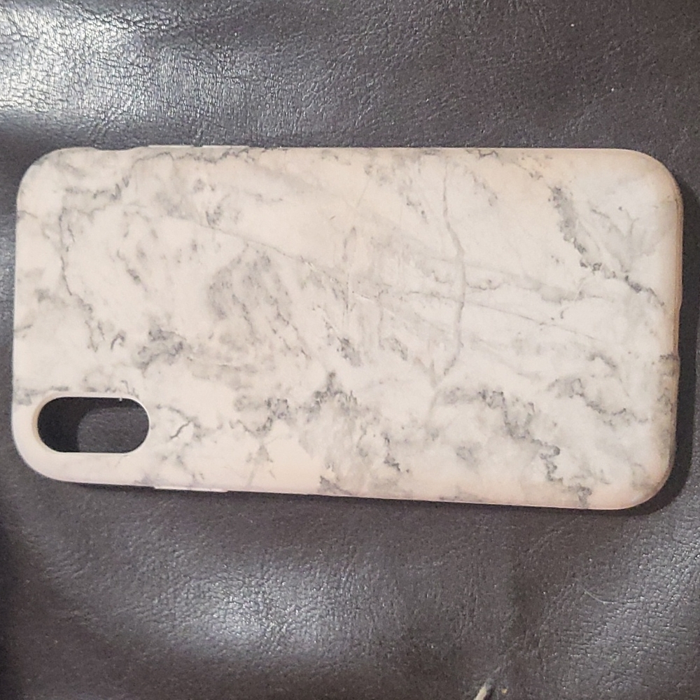 White Marble iPhone Xr case